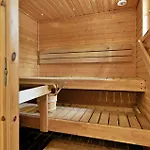 Alpstuga Aurora River Inc Wilderness Sauna Levi